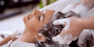 shampoing sans sulfate des produits chimiques qui sont souvent utilisés dans les shampoing